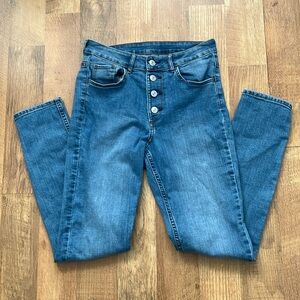 H&M High Waisted Skinny Jeans. Size Small